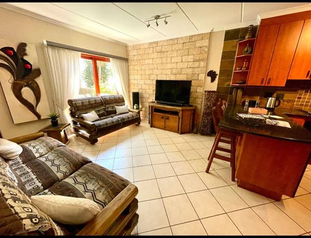 2 BEDROOM TOWNHOUSE FOR SALE IN NOORDHEUWEL